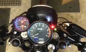 Yamaha XS 850 3 cylindres Café Racer